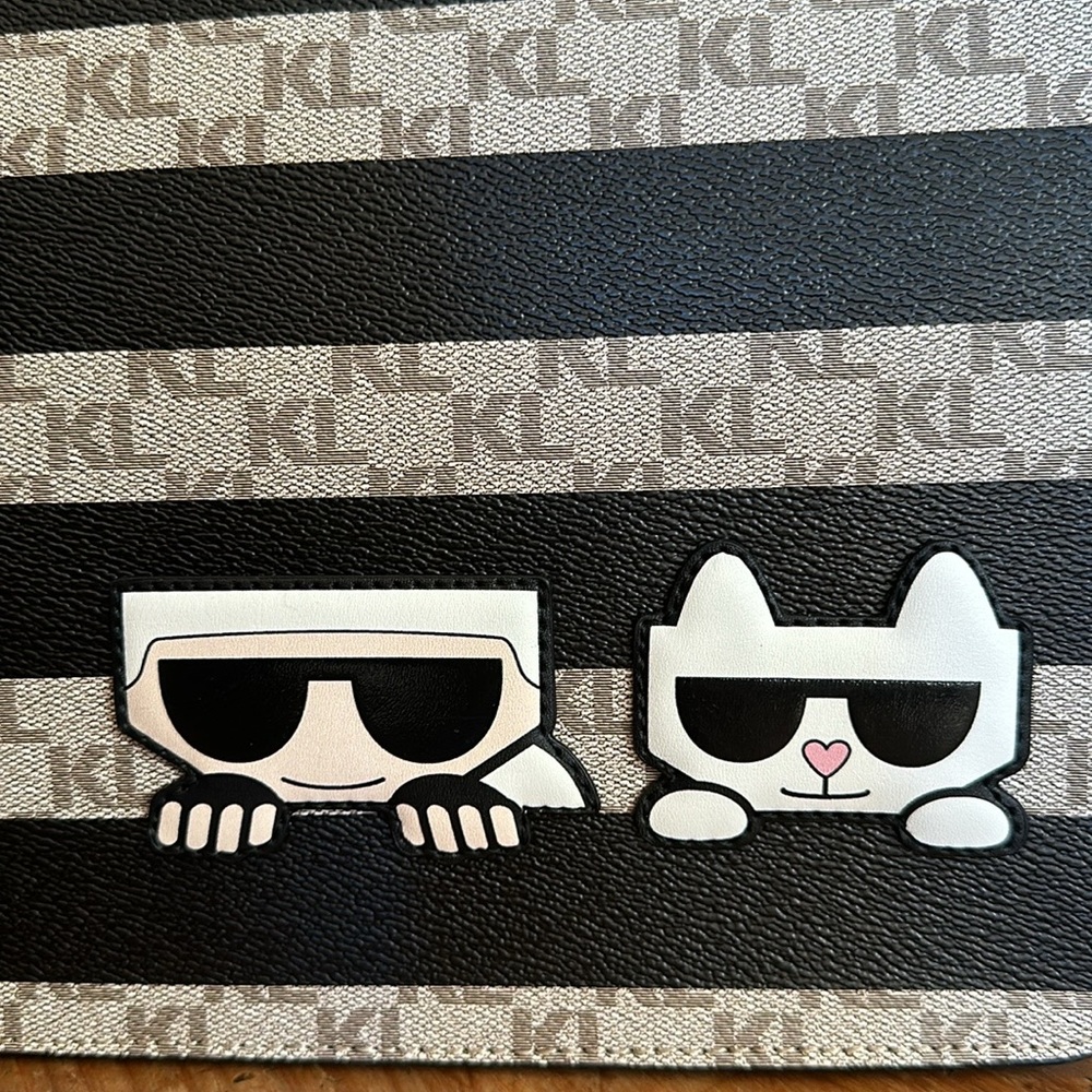 Karl Lagerfeld Paris Small Tote w/Crossbody/Shoulder Strap - Picture 12 of 12